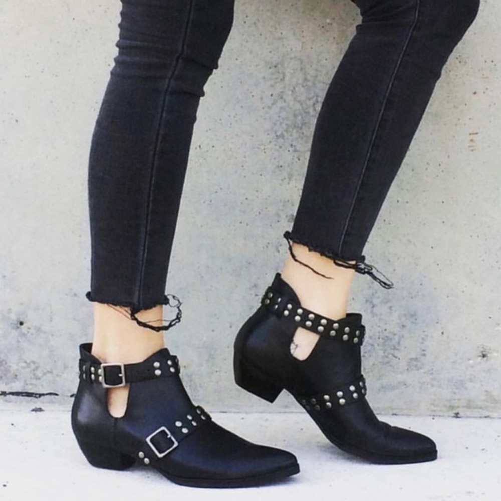 Matisse Black Leather Neil Studded Ankle Booties